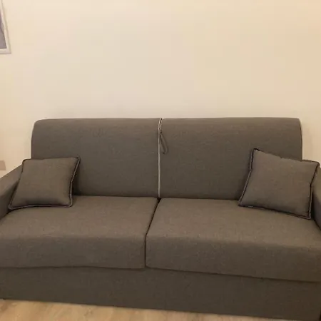 Manzoni Bilocale Con Doppi Servizi Piano Terra Apartment *